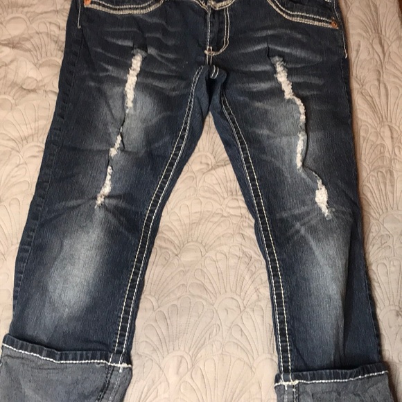 Angles Ripped Jeans - Picture 2 of 2